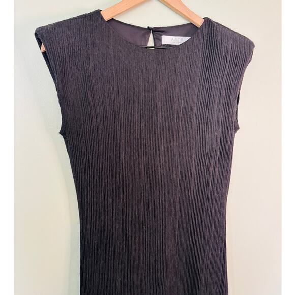ASTR The Label Black Plisse Maxi Dress xs Sleeveless Padded Shoulder Cocktail - Picture 6 of 11
